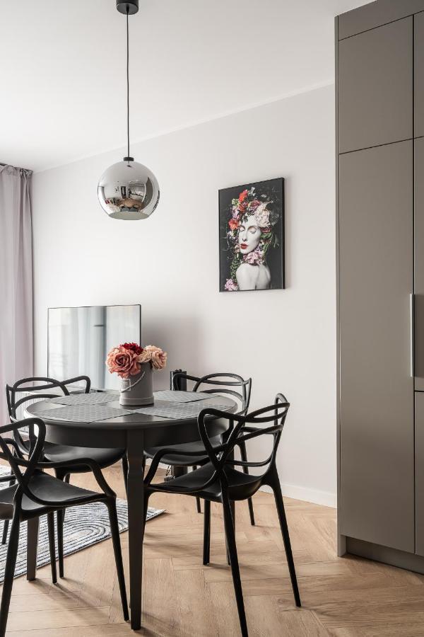 Rentplanet - Nowa Manufaktura Apartment Wroclaw Luaran gambar