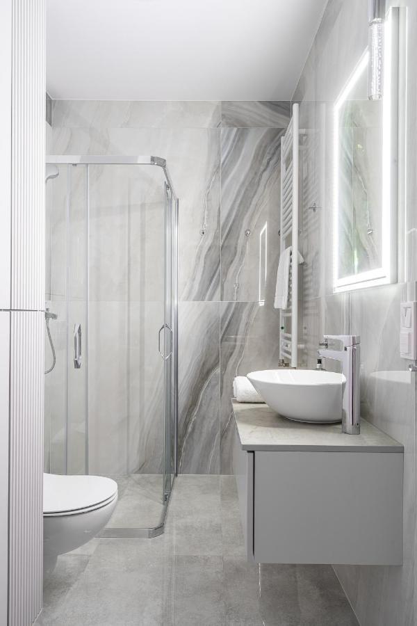 Rentplanet - Nowa Manufaktura Apartment Wroclaw Luaran gambar